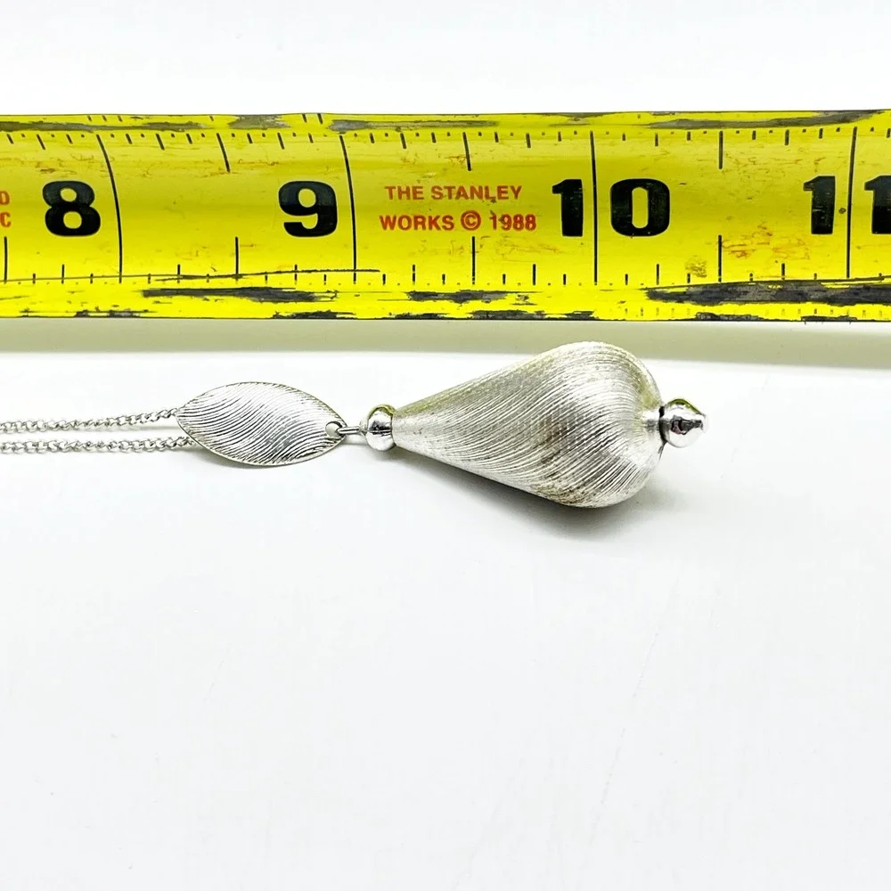 Sarah Coventry Pendant Necklace Silver Tone Faux Pearl Teardrop Signed Vintage
